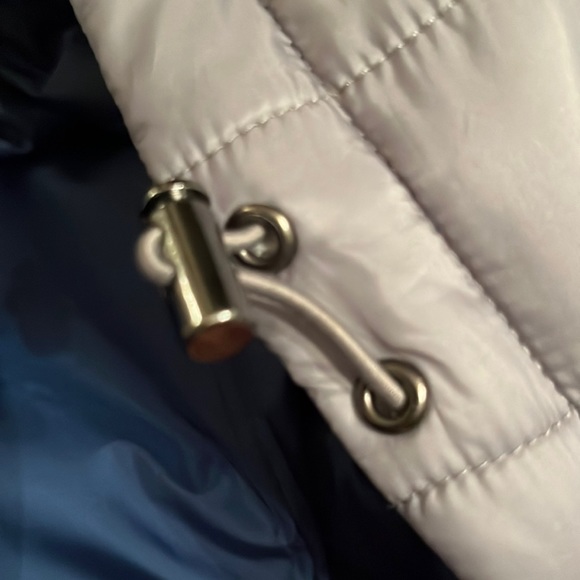 NWOT Women’s Zella reversible puffer jacket - Picture 6 of 8